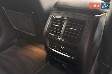 Внедорожник / Кроссовер BMW X3 2019 в 