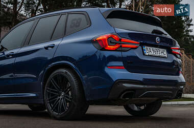 Позашляховик / Кросовер BMW X3 2018 в 