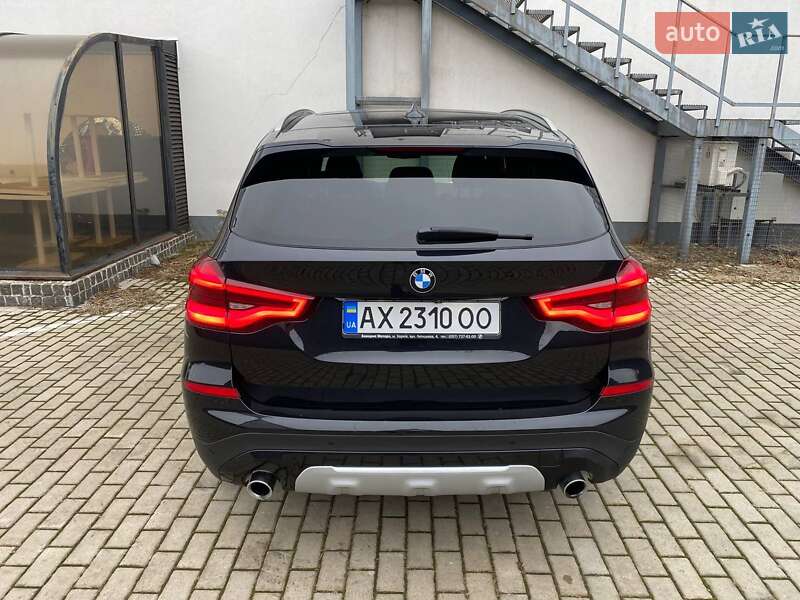 Внедорожник / Кроссовер BMW X3 2018 в Киеве