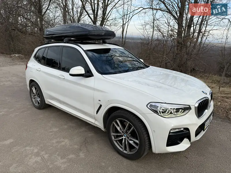 Внедорожник / Кроссовер BMW X3 2018 в 