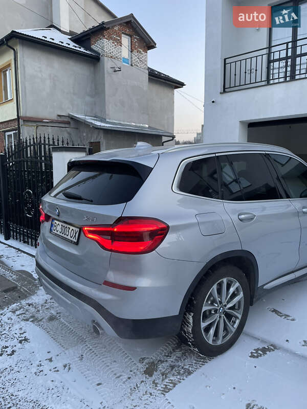 Внедорожник / Кроссовер BMW X3 2018 в Львове