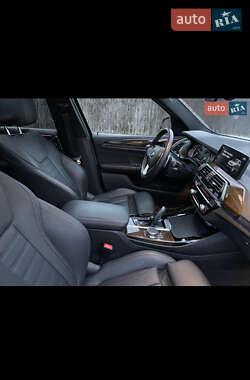 Позашляховик / Кросовер BMW X3 2018 в 