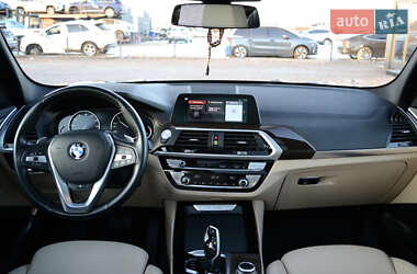 Позашляховик / Кросовер BMW X3 2019 в 