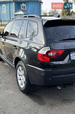 Позашляховик / Кросовер BMW X3 2004 в 