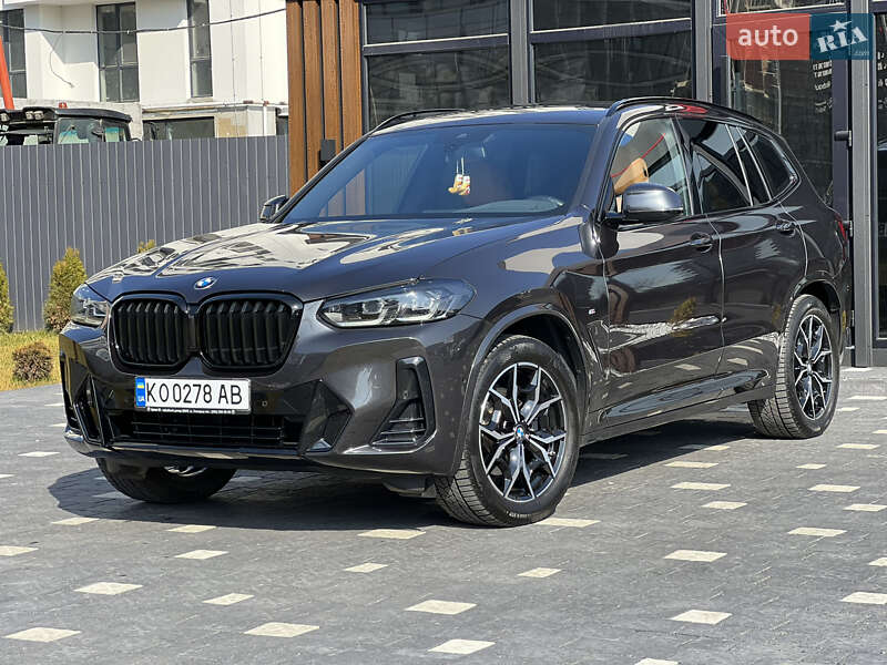 Внедорожник / Кроссовер BMW X3 2022 в 