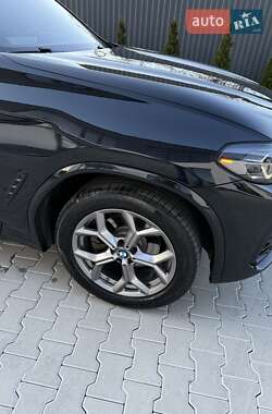 Внедорожник / Кроссовер BMW X3 2022 в 