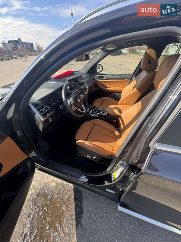 Внедорожник / Кроссовер BMW X3 2023 в Харькове