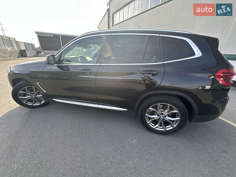 Внедорожник / Кроссовер BMW X3 2018 в Виннице