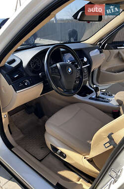 Внедорожник / Кроссовер BMW X3 2011 в 