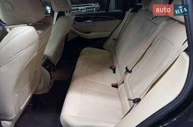 Позашляховик / Кросовер BMW X3 2022 в 