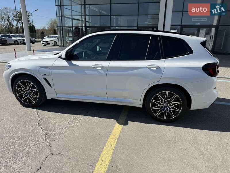 Внедорожник / Кроссовер BMW X3 2020 в Киеве