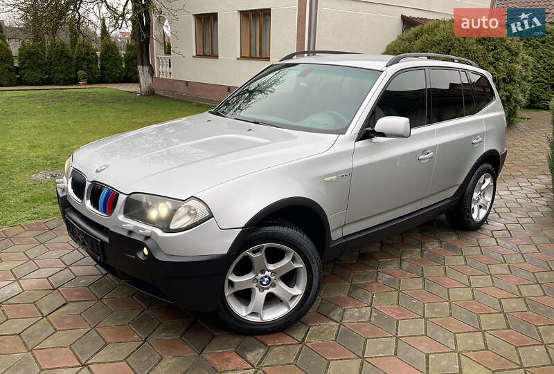 Позашляховик / Кросовер BMW X3 2004 в 