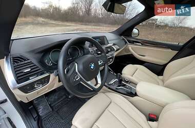 Позашляховик / Кросовер BMW X3 2018 в 