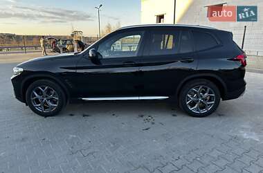 Позашляховик / Кросовер BMW X3 2023 в 