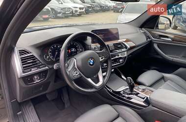 Позашляховик / Кросовер BMW X3 2018 в 