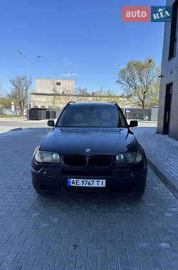 Внедорожник / Кроссовер BMW X3 2004 в 