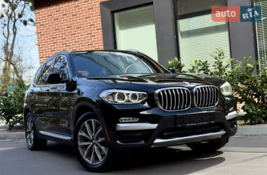 Внедорожник / Кроссовер BMW X3 2018 в 