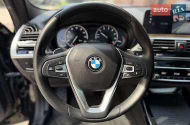 Внедорожник / Кроссовер BMW X3 2018 в 