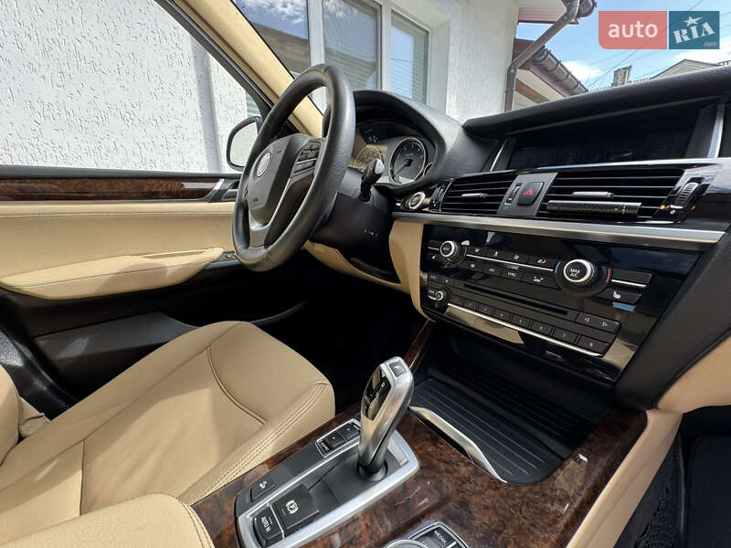 Внедорожник / Кроссовер BMW X3 2017 в Золочеве