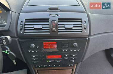 Внедорожник / Кроссовер BMW X3 2006 в 