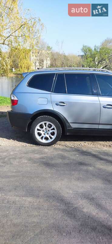 Внедорожник / Кроссовер BMW X3 2004 в Николаеве