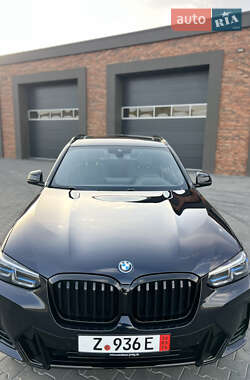 Позашляховик / Кросовер BMW X3 2021 в 
