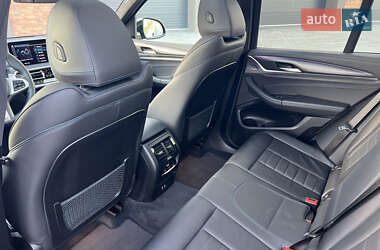 Позашляховик / Кросовер BMW X3 2021 в 