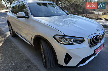Позашляховик / Кросовер BMW X3 2022 в 