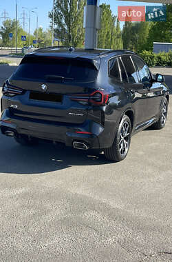 Позашляховик / Кросовер BMW X3 2022 в 