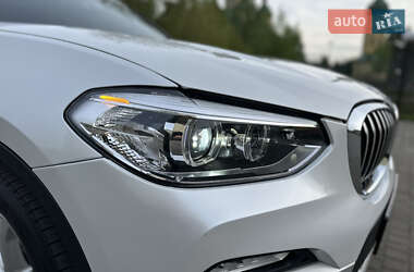 Внедорожник / Кроссовер BMW X3 2019 в 