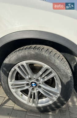 Позашляховик / Кросовер BMW X3 2012 в 