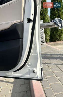 Позашляховик / Кросовер BMW X3 2012 в 