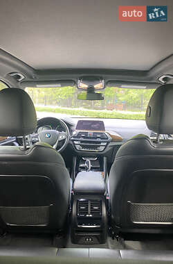 Внедорожник / Кроссовер BMW X3 2020 в 