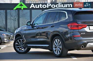 Внедорожник / Кроссовер BMW X3 2019 в 