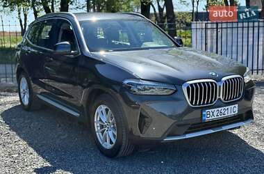 Позашляховик / Кросовер BMW X3 2022 в 