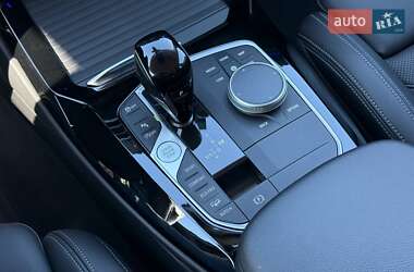 Позашляховик / Кросовер BMW X3 2022 в 