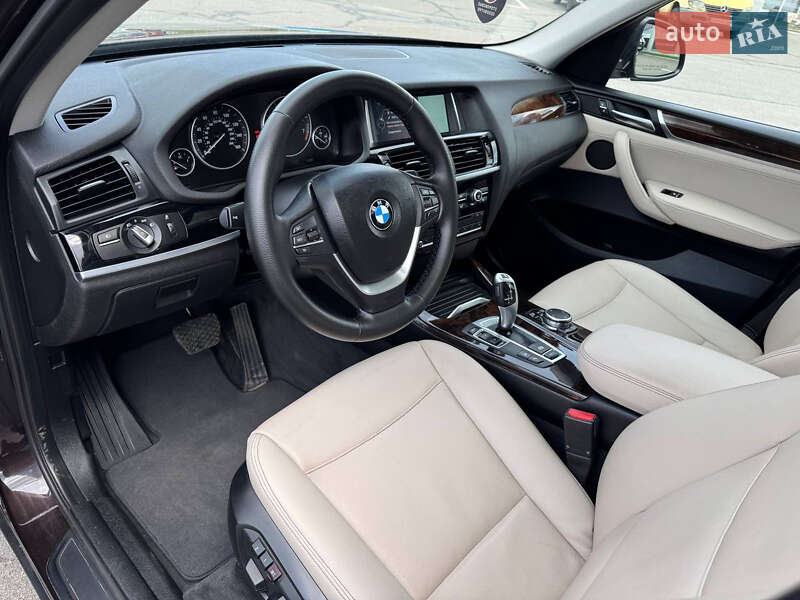 Внедорожник / Кроссовер BMW X3 2016 в Киеве