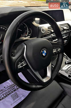 Позашляховик / Кросовер BMW X3 2021 в 