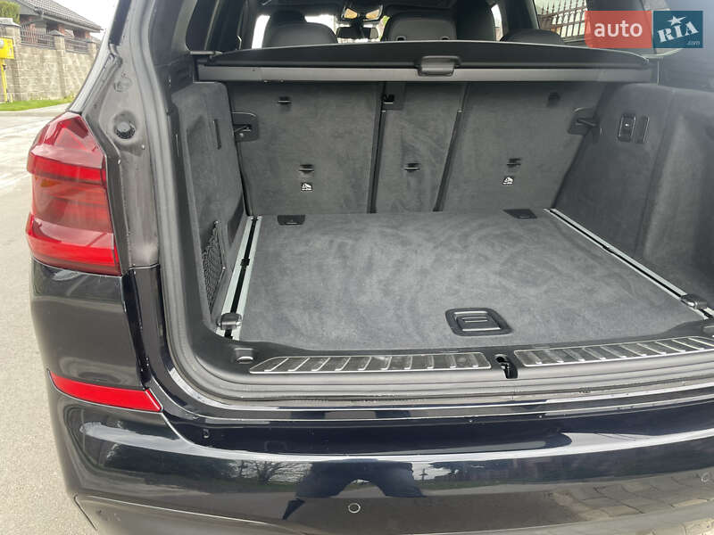 Внедорожник / Кроссовер BMW X3 2018 в Луцке