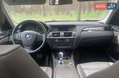 Позашляховик / Кросовер BMW X3 2011 в 