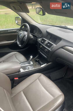 Позашляховик / Кросовер BMW X3 2011 в 