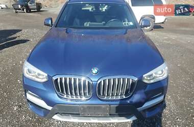 Позашляховик / Кросовер BMW X3 2018 в 