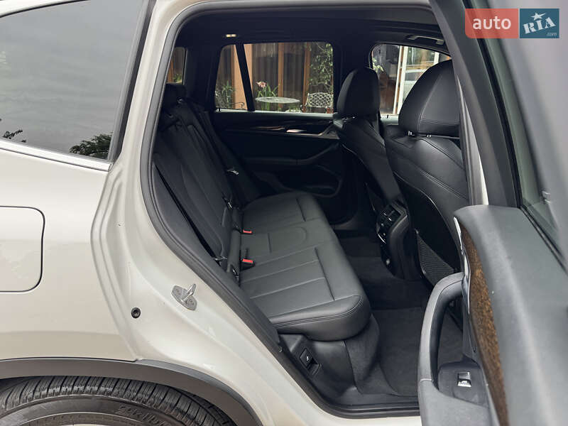 Позашляховик / Кросовер BMW X3 2018 в Мукачевому