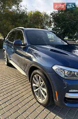 Внедорожник / Кроссовер BMW X3 2017 в 