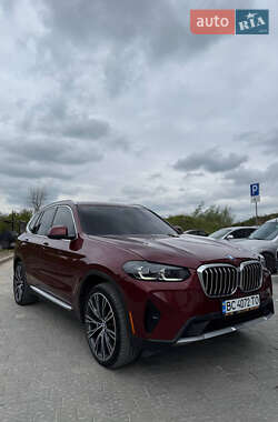 Позашляховик / Кросовер BMW X3 2022 в 
