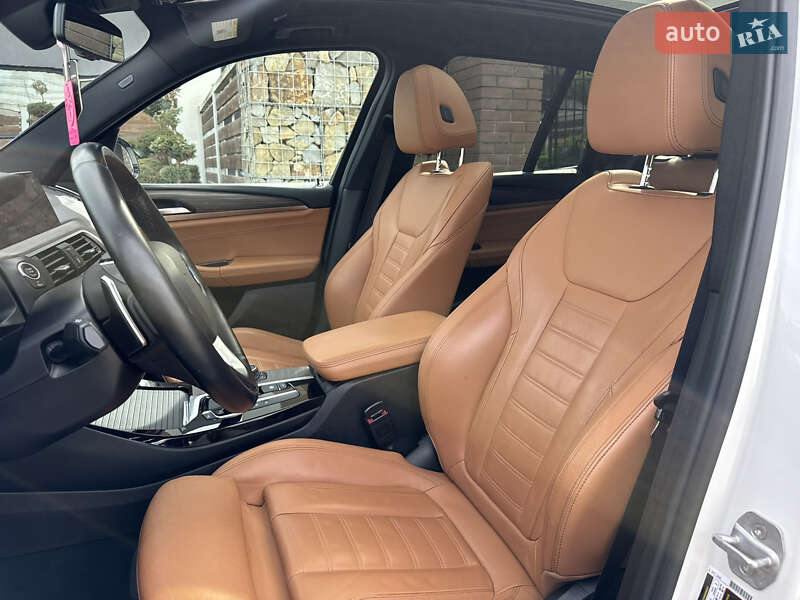 Внедорожник / Кроссовер BMW X3 2018 в Стрые