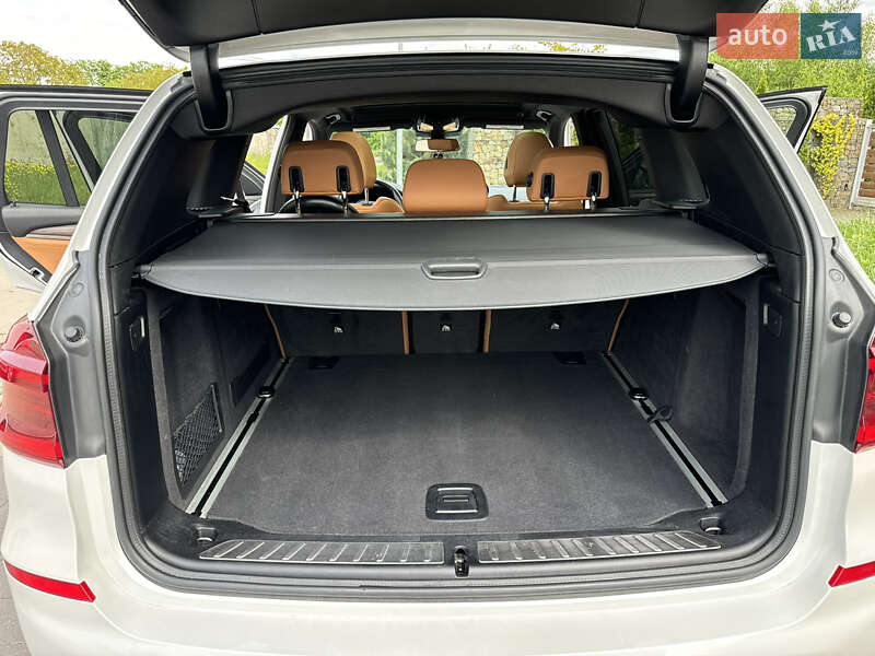 Внедорожник / Кроссовер BMW X3 2018 в Стрые