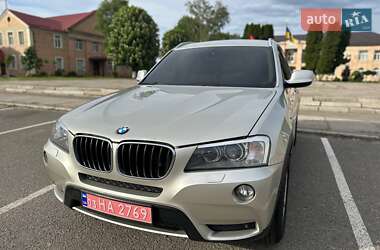 Позашляховик / Кросовер BMW X3 2011 в 