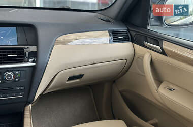 Позашляховик / Кросовер BMW X3 2012 в 