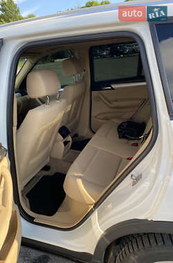 Внедорожник / Кроссовер BMW X3 2012 в 